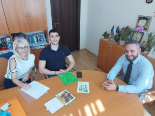 Професионална гимназия по туризъм Пловдив: Водеща инициатива за опазване на околната среда